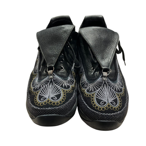 Kiko Kostadinov 24AWCHALICE LACE UP BLACK KKAW24FT01